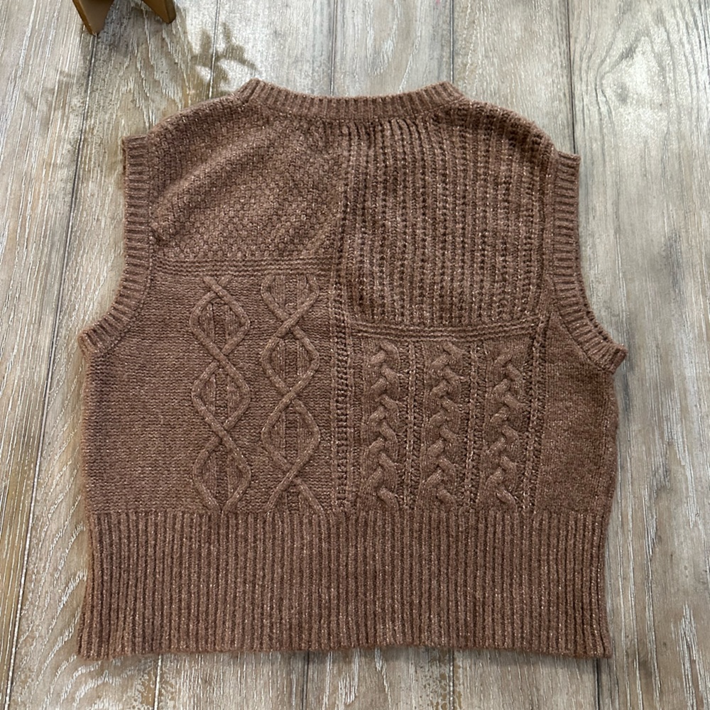 CUTEST Pink Rose Sweater Vest - Picture 7 of 9